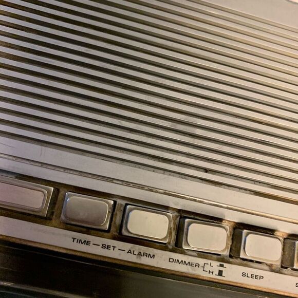 Kmart Model No. 30-41 Clock Radio *Only Clock Works-Read* - Picture 7 of 12